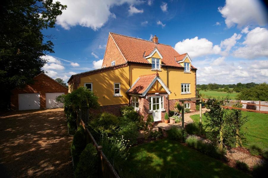 Sunset House Bed And Breakfast East Harling Екстериор снимка